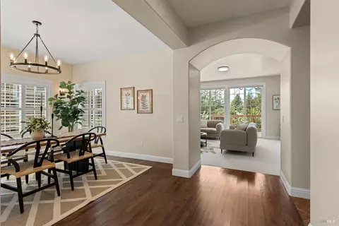 Entry Way - 8788 Logan Pl, Cotati, CA 94931 photo 5 of 10