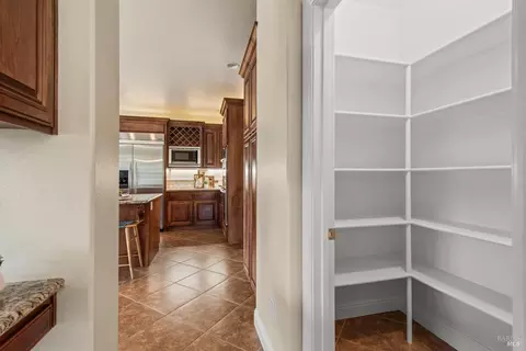 Entry Way - 8788 Logan Pl, Cotati, CA 94931 photo 7 of 11