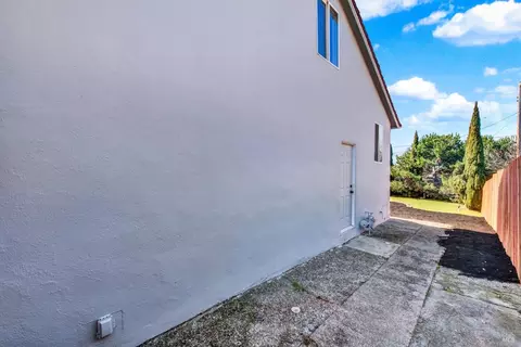 Exterior - 225 Gary Cir, Vallejo, CA 94591 photo 18 of 18