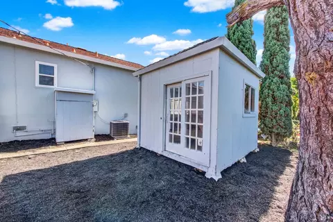 Exterior - 225 Gary Cir, Vallejo, CA 94591 photo 16 of 18