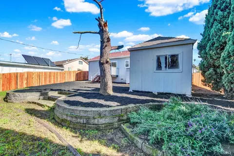 Exterior - 225 Gary Cir, Vallejo, CA 94591 photo 10 of 18