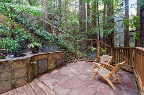 Exterior - 481 Cascade Dr, Mill Valley, CA 94941 photo 5 of 6