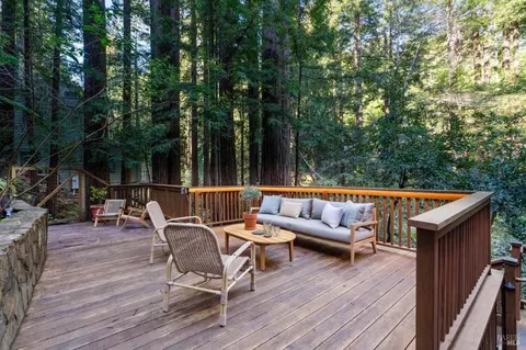 Exterior - 481 Cascade Dr, Mill Valley, CA 94941 photo 1 of 6