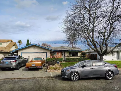 278 Jasmine St, Fairfield, CA 94533