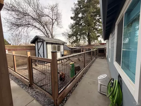 Exterior - 1530 Ferrero Dr, Dixon, CA 95620 photo 3 of 5