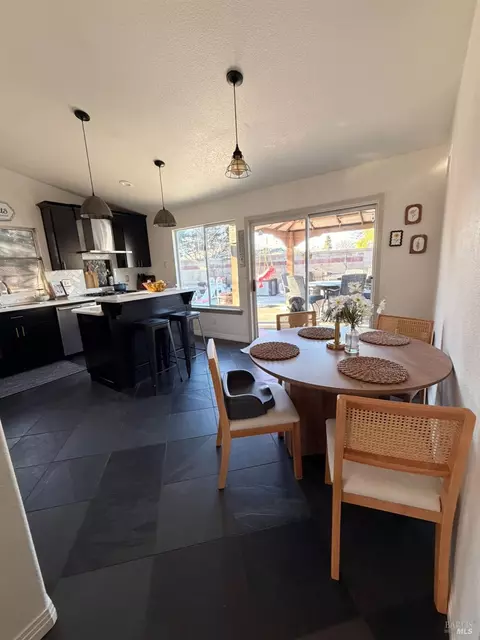 Dining - 1530 Ferrero Dr, Dixon, CA 95620 photo 1 of 1