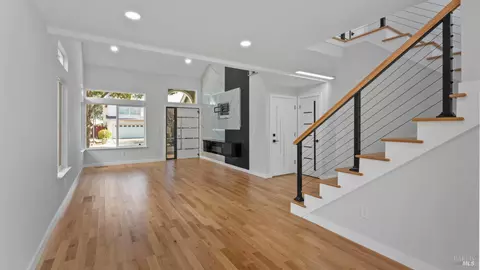 338 Ridgecrest Cir, Suisun City, CA 94585