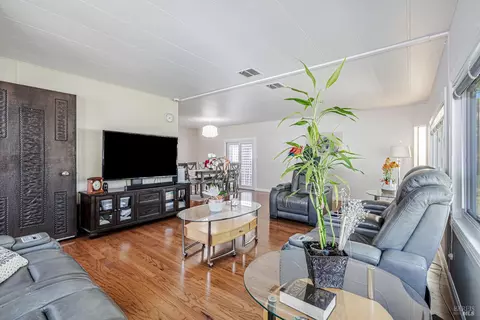 815 Las Palmas Ave, Novato, CA 94949