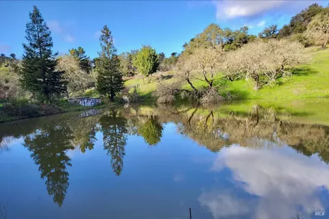1477 Leslie Rd, Healdsburg, CA 95448
