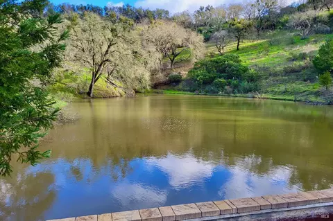 1477 Leslie Rd, Healdsburg, CA 95448 photo 3