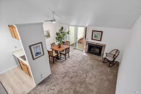 Living - 106 Courtyards E, Windsor, CA 95492 photo 1 of 1