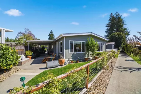 14 San Lucas Ct, Saint Helena, CA 94574