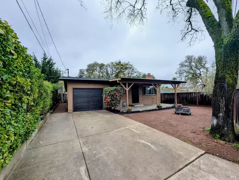 112 E Agua Caliente Rd, Sonoma, CA 95476