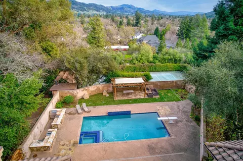 2703 Brush Creek Rd, Santa Rosa, CA 95404