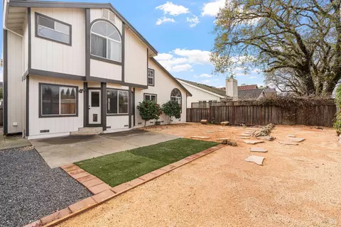 Exterior - 172 Cornell St, Windsor, CA 95492 photo 6 of 6