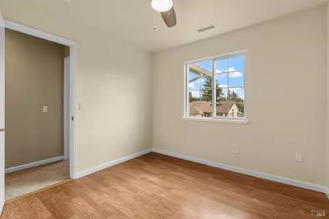 Bedroom - 172 Cornell St, Windsor, CA 95492 photo 5 of 9