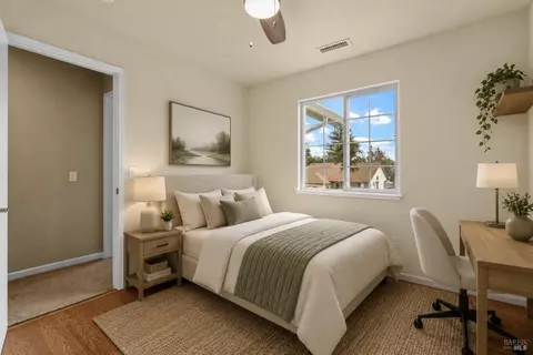 Bedroom - 172 Cornell St, Windsor, CA 95492 photo 6 of 9