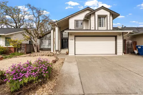 Exterior - 172 Cornell St, Windsor, CA 95492 photo 2 of 6