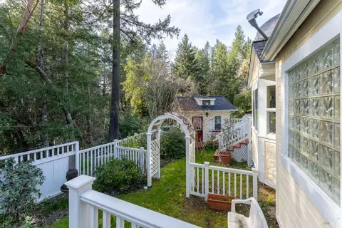 Exterior - 27581 Poppy Dr, Willits, CA 95490 photo 5 of 21