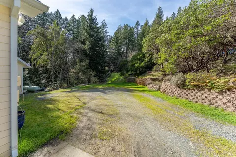 Exterior - 27581 Poppy Dr, Willits, CA 95490 photo 21 of 21