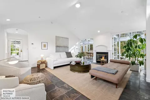 Living - 637 5th St E, Sonoma, CA 95476 photo 2 of 3