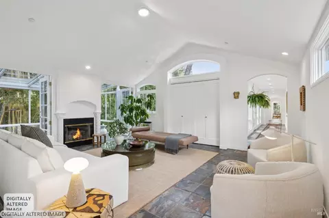 Living - 637 5th St E, Sonoma, CA 95476 photo 1 of 3