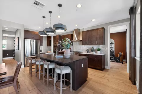 Kitchen - 619 Beyers St, Oakley, CA 94561 photo 4 of 7