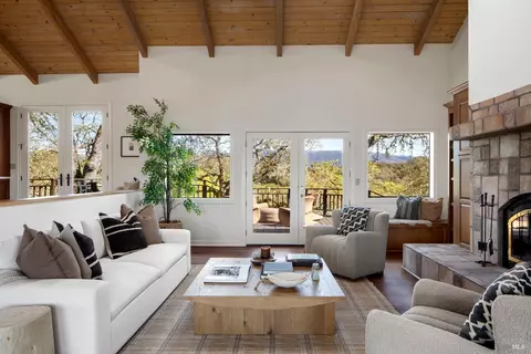 3460 Warm Springs Rd, Glen Ellen, CA 95442