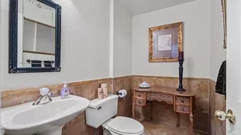 Bath - 5244 Tuscany Dr, Fairfield, CA 94534 photo 4 of 4