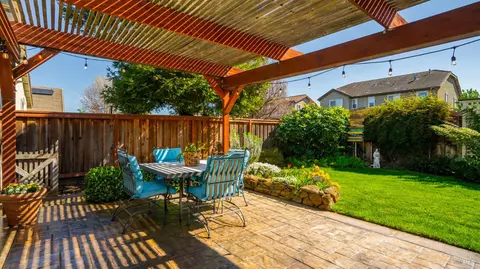 Exterior - 5244 Tuscany Dr, Fairfield, CA 94534 photo 7 of 21