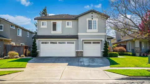 5244 Tuscany Dr, Fairfield, CA 94534