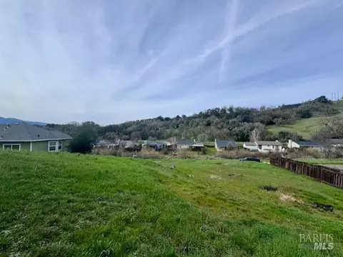 2465 Appolinaris Dr, Ukiah, CA 95482 photo 5