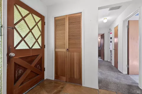 Entry Way - 410 E Railroad Ave, Cotati, CA 94931 photo 1 of 1