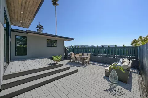 Exterior - 696 Hawthorne Dr, Tiburon, CA 94920 photo 6 of 18