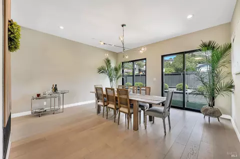 Dining - 696 Hawthorne Dr, Tiburon, CA 94920 photo 1 of 5