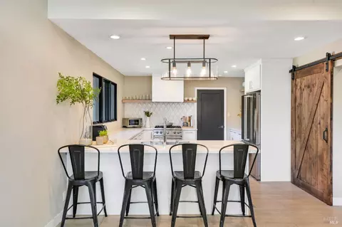 Kitchen - 696 Hawthorne Dr, Tiburon, CA 94920 photo 1 of 2