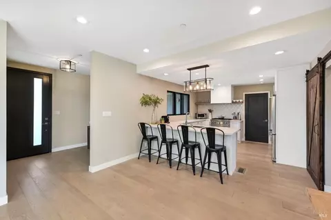 Entry Way - 696 Hawthorne Dr, Tiburon, CA 94920 photo 2 of 2