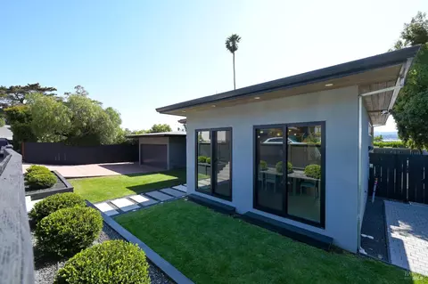 Exterior - 696 Hawthorne Dr, Tiburon, CA 94920 photo 4 of 18
