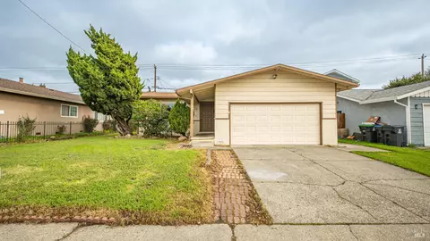 1318 Taft St, Fairfield, CA 94533 photo 3
