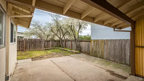 1318 Taft St, Fairfield, CA 94533 photo 22