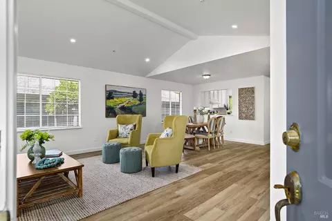 431-433 University St, Healdsburg, CA 95448