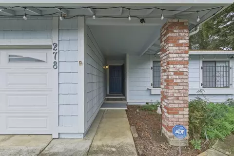 Exterior - 278 Cadloni Ln, Vallejo, CA 94591 photo 5 of 8