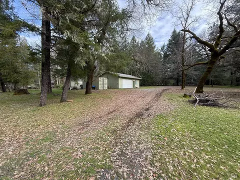 44050 Briggs Ln, Laytonville, CA 95454