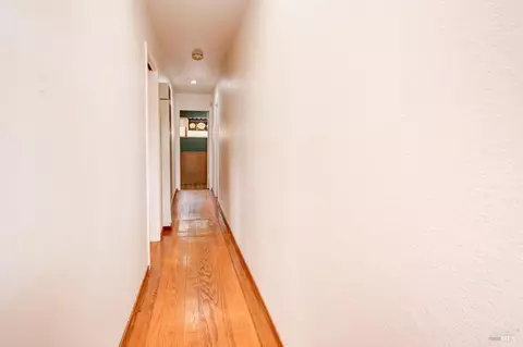Entry Way - 620 Hichborn St, Vallejo, CA 94590 photo 2 of 2