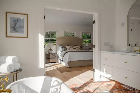 Bedroom - 340 White Cottage Rd S, Angwin, CA 94508 photo 3 of 5
