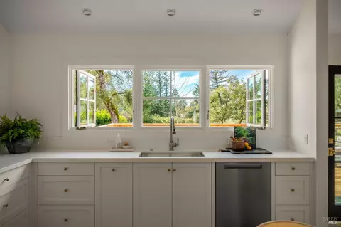 Kitchen - 340 White Cottage Rd S, Angwin, CA 94508 photo 5 of 8