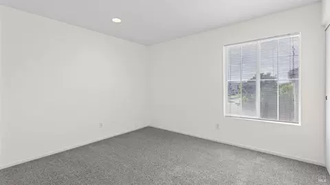 Bedroom - 3147 Puffin Cir, Fairfield, CA 94533 photo 5 of 10