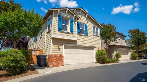 Exterior - 3147 Puffin Cir, Fairfield, CA 94533 photo 8 of 14
