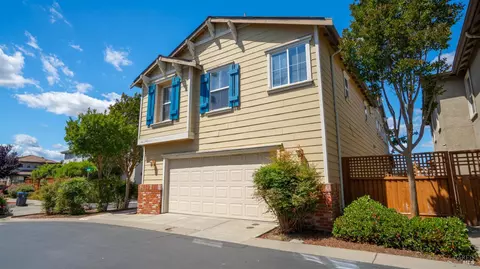 Exterior - 3147 Puffin Cir, Fairfield, CA 94533 photo 10 of 14