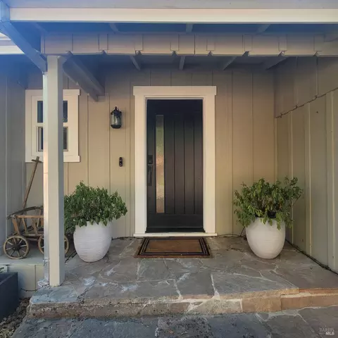 2531 Warm Springs Rd, Glen Ellen, CA 95442